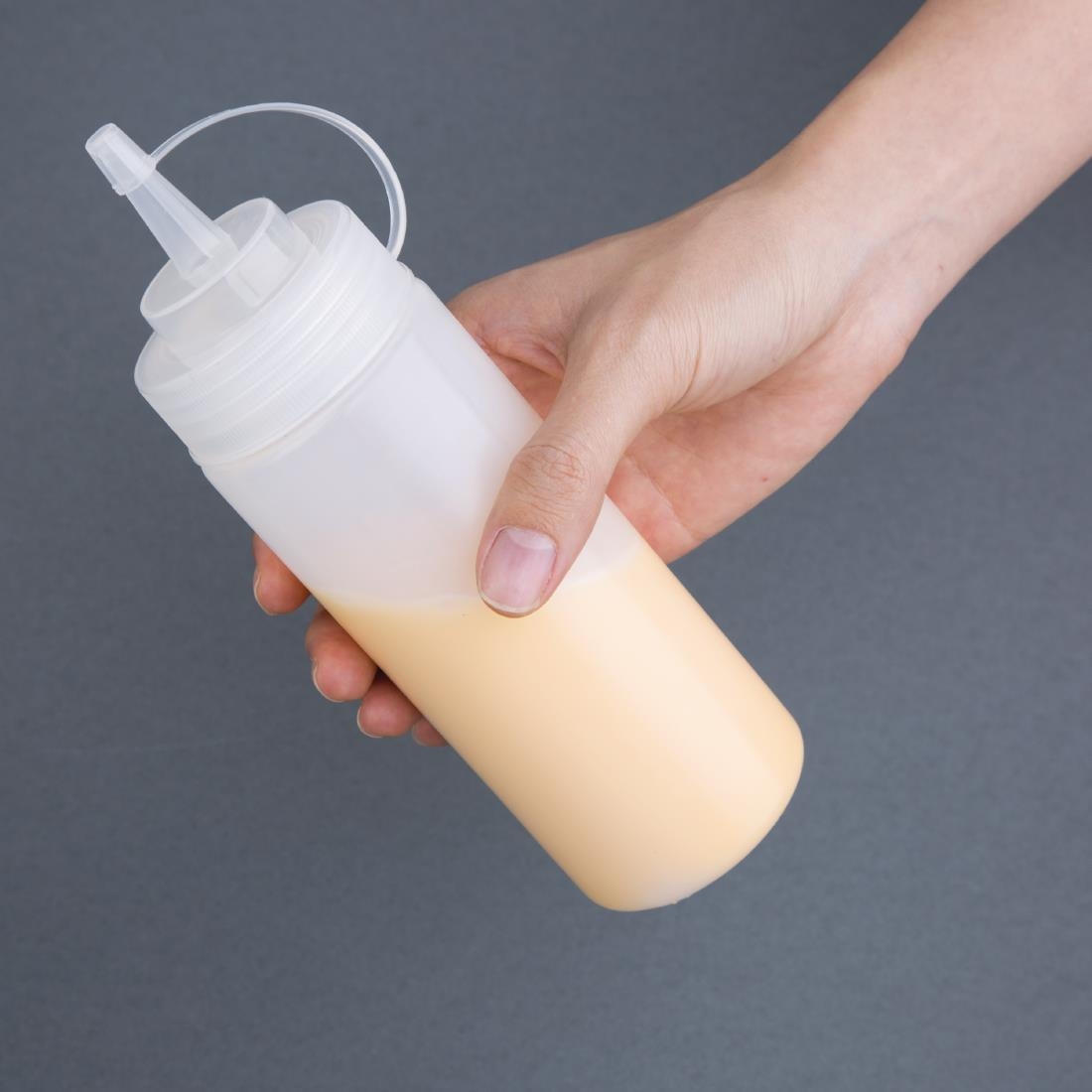 Nisbets Essentials Squeeze Sauce Bottles 12oz (Pack of 6) - Image 4