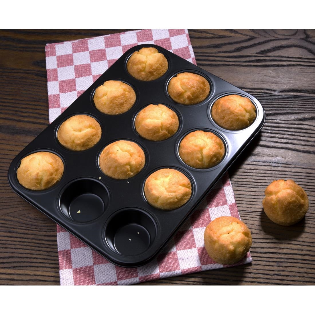 Vogue Carbon Steel Non-Stick Muffin Tray 12 Cup - Image 3