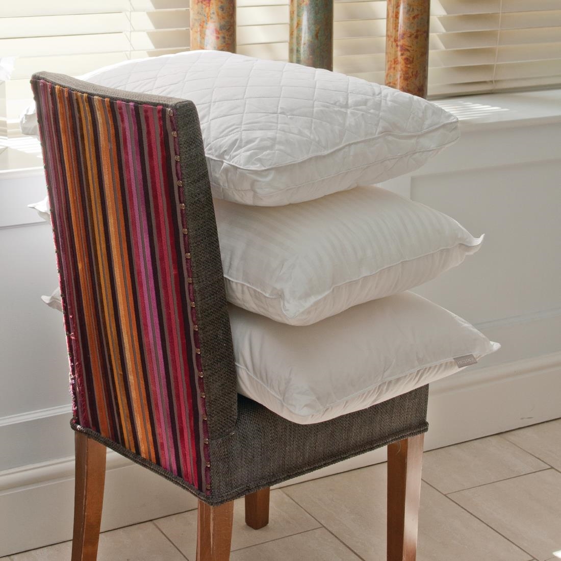 Mitre Heritage Abbey Pillows Soft - Image 2