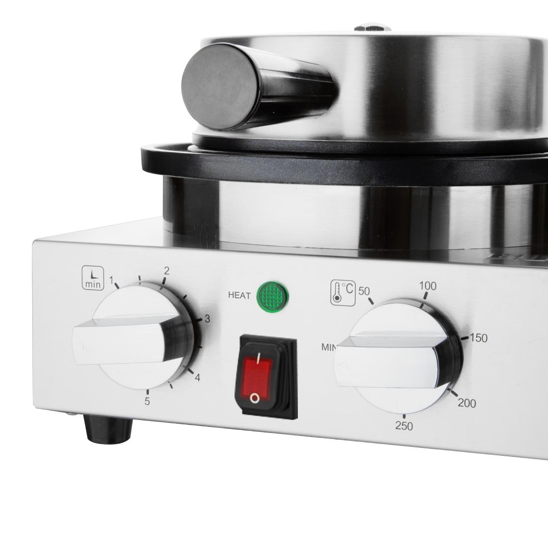 Buffalo Double Round Belgian Waffle Maker - Image 4