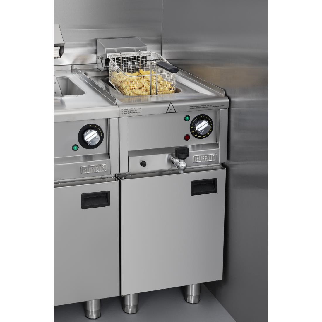 Buffalo 600 Series Single Tank Electric Fryer 8Ltr Single Phase - Image 6