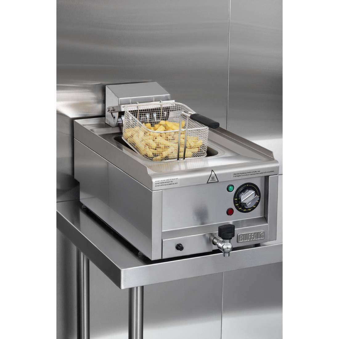 Buffalo 600 Series Single Tank Electric Fryer 8Ltr Single Phase - Image 7