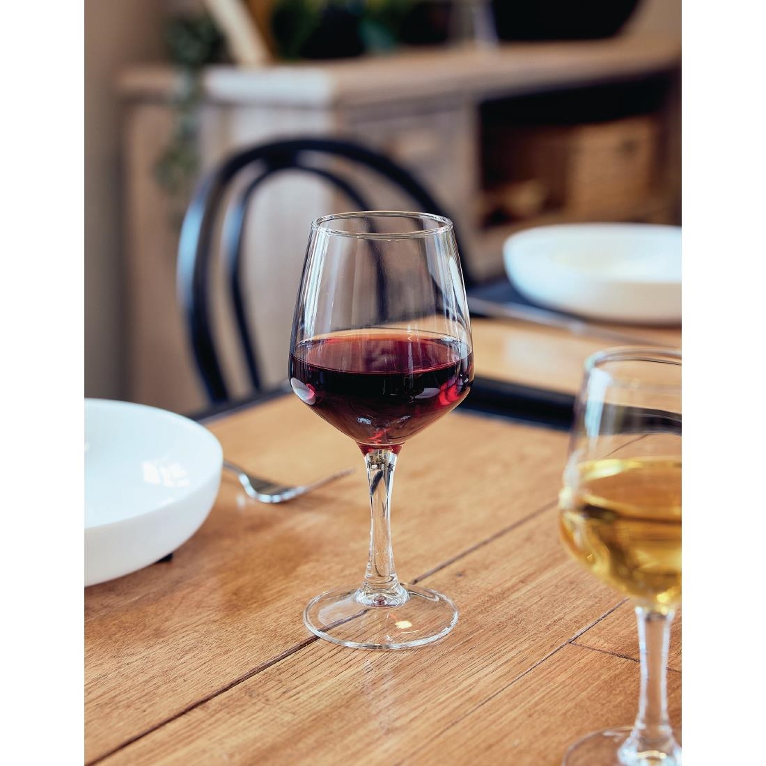 Arcoroc Silhouette Wine Glasses 310ml (24 Pack) - Image 4
