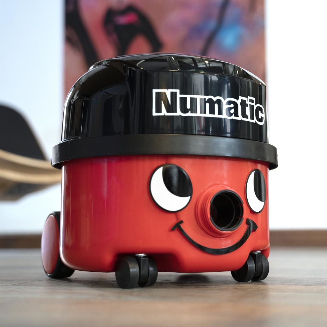 Numatic Pro Cordless Henry Vacuum NBV190NX - Image 14