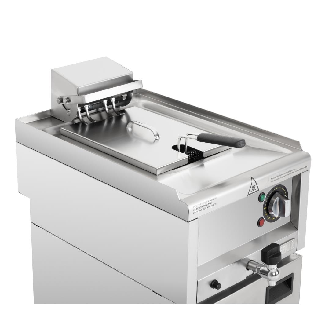 Buffalo 600 Series Freestanding Single Tank Electric Fryer 8Ltr - Image 6