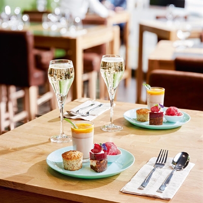Arcoroc Vesca Table Forks (12 Pack) - Image 2
