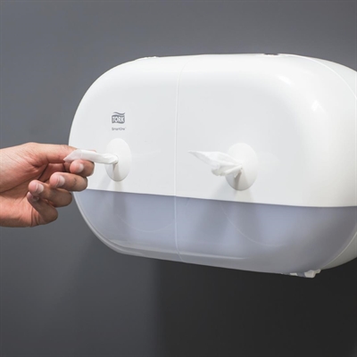 Tork SmartOne Mini Twin Toilet Roll Dispenser - Image 9
