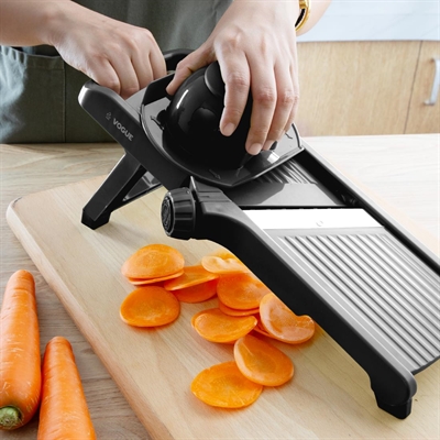 Vogue Large Mandoline Slicer - Image 7